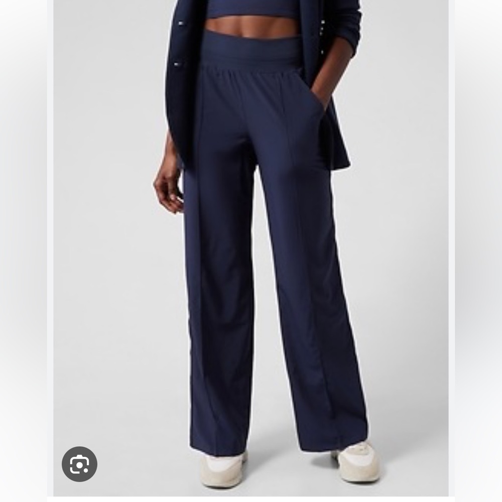 NWT TALL Athleta Nikita Wide Leg pant navy
